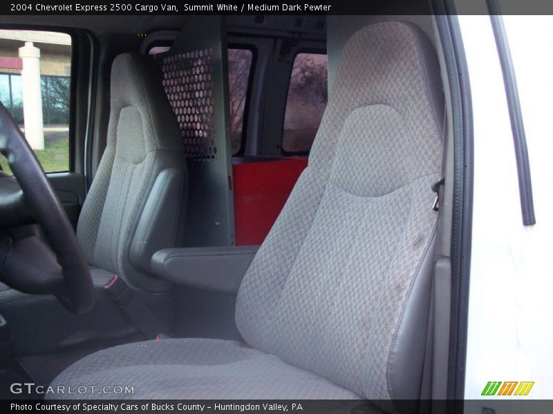 Summit White / Medium Dark Pewter 2004 Chevrolet Express 2500 Cargo Van