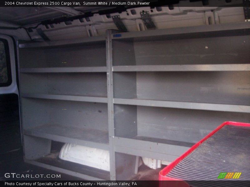 Summit White / Medium Dark Pewter 2004 Chevrolet Express 2500 Cargo Van