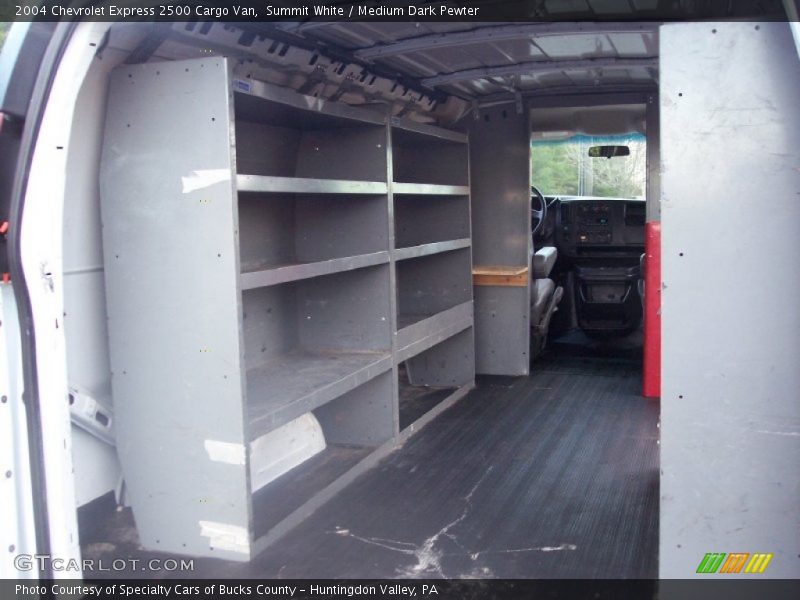 Summit White / Medium Dark Pewter 2004 Chevrolet Express 2500 Cargo Van