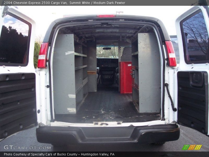 Summit White / Medium Dark Pewter 2004 Chevrolet Express 2500 Cargo Van