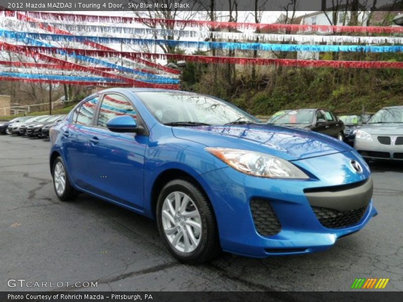 Front 3/4 View of 2012 MAZDA3 i Touring 4 Door