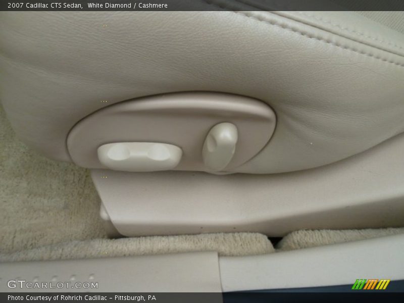 White Diamond / Cashmere 2007 Cadillac CTS Sedan