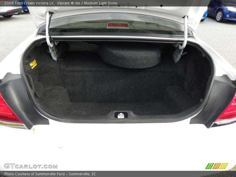  2008 Crown Victoria LX Trunk