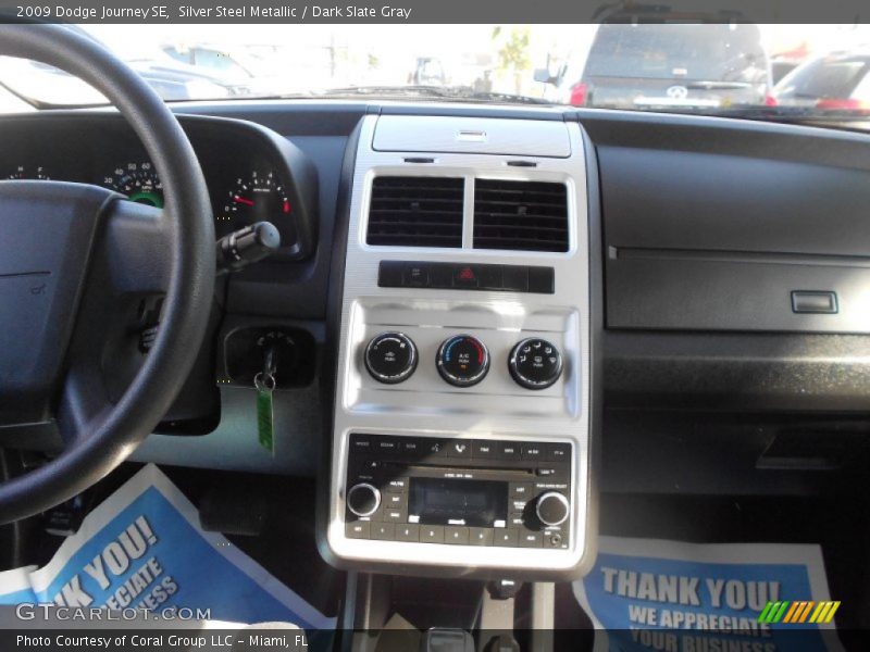 Silver Steel Metallic / Dark Slate Gray 2009 Dodge Journey SE