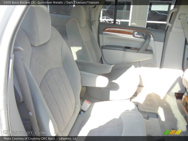 Quicksilver Metallic / Dark Titanium/Titanium 2009 Buick Enclave CX