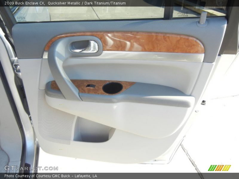 Quicksilver Metallic / Dark Titanium/Titanium 2009 Buick Enclave CX