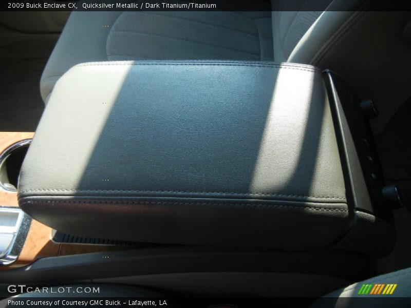 Quicksilver Metallic / Dark Titanium/Titanium 2009 Buick Enclave CX