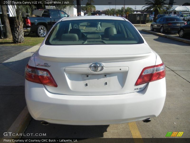 Super White / Ash 2007 Toyota Camry XLE V6