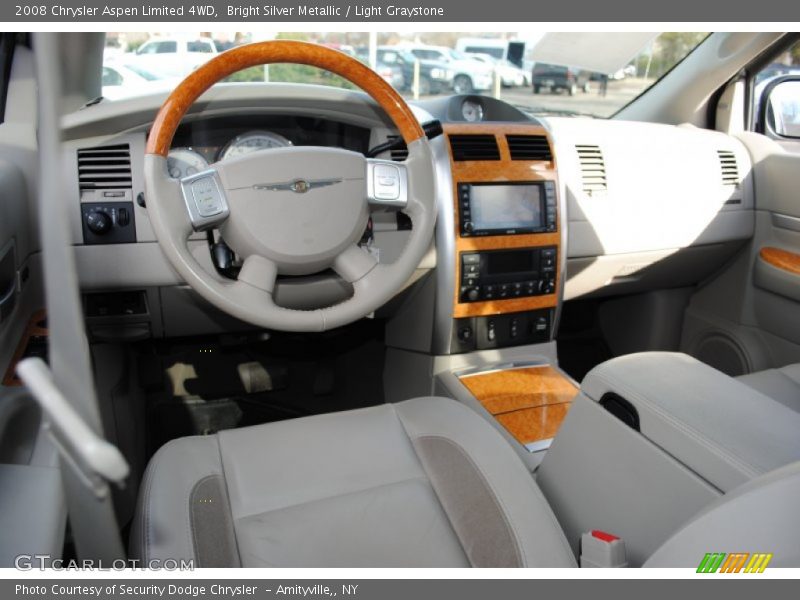 Bright Silver Metallic / Light Graystone 2008 Chrysler Aspen Limited 4WD