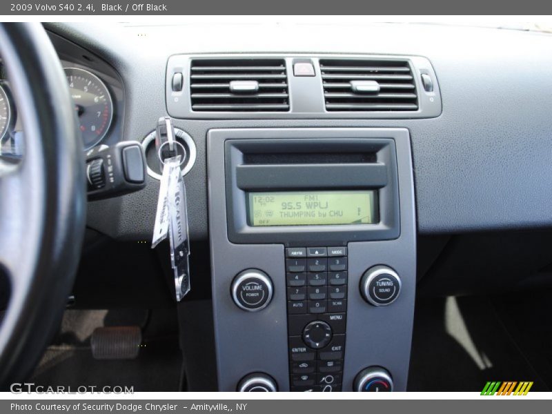 Black / Off Black 2009 Volvo S40 2.4i