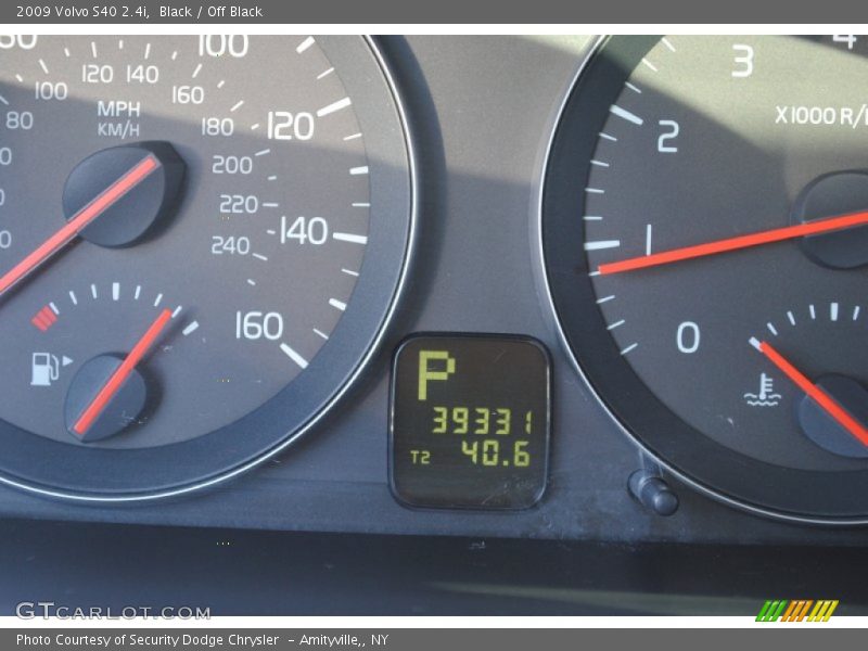 Black / Off Black 2009 Volvo S40 2.4i