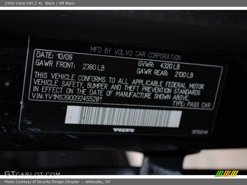 Black / Off Black 2009 Volvo S40 2.4i