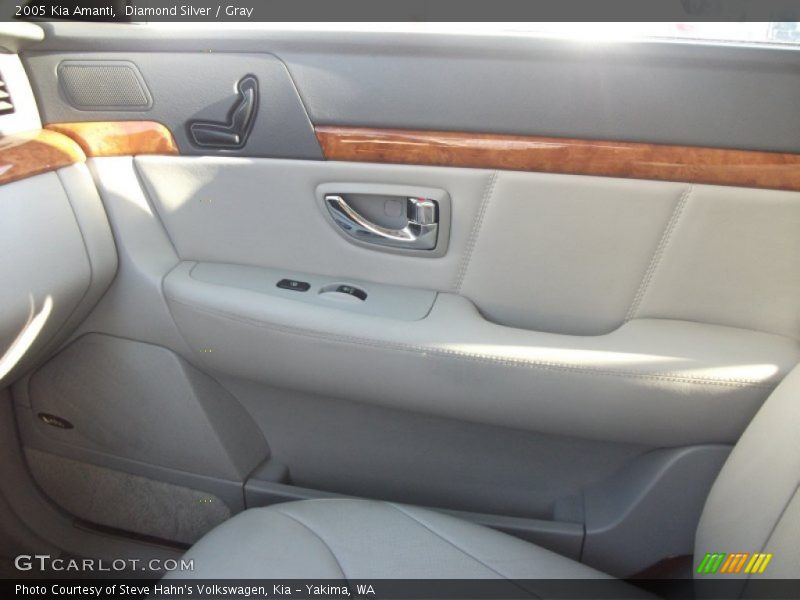 Diamond Silver / Gray 2005 Kia Amanti