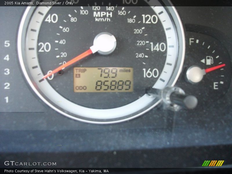 Diamond Silver / Gray 2005 Kia Amanti