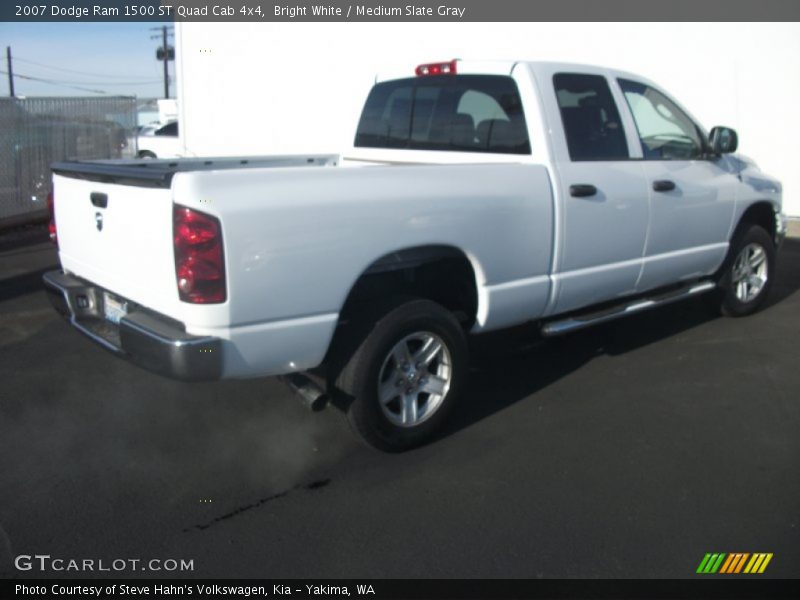 Bright White / Medium Slate Gray 2007 Dodge Ram 1500 ST Quad Cab 4x4