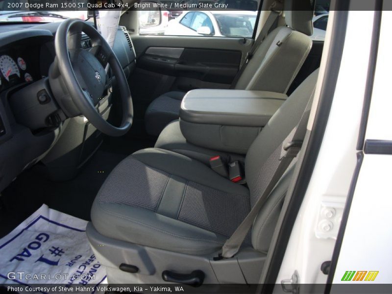 Bright White / Medium Slate Gray 2007 Dodge Ram 1500 ST Quad Cab 4x4