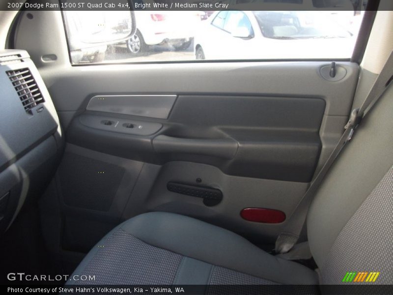 Bright White / Medium Slate Gray 2007 Dodge Ram 1500 ST Quad Cab 4x4