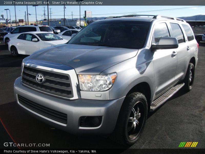 Silver Sky Metallic / Graphite Gray 2009 Toyota Sequoia SR5 4x4