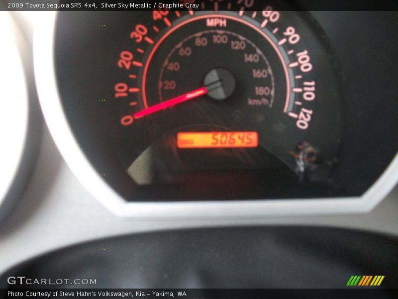 Silver Sky Metallic / Graphite Gray 2009 Toyota Sequoia SR5 4x4
