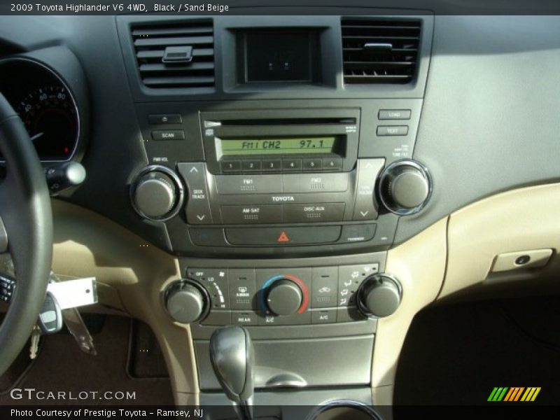Black / Sand Beige 2009 Toyota Highlander V6 4WD