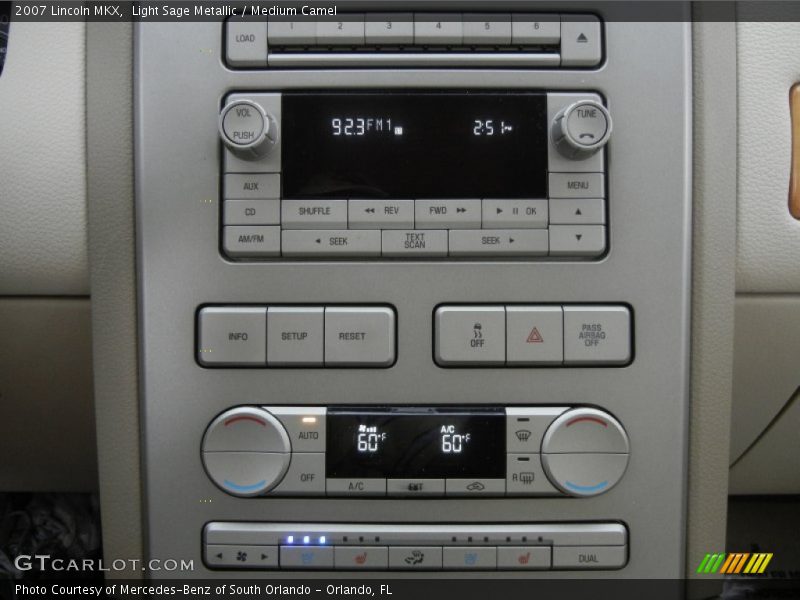 Controls of 2007 MKX 