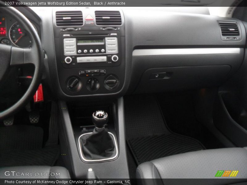 Black / Anthracite 2007 Volkswagen Jetta Wolfsburg Edition Sedan