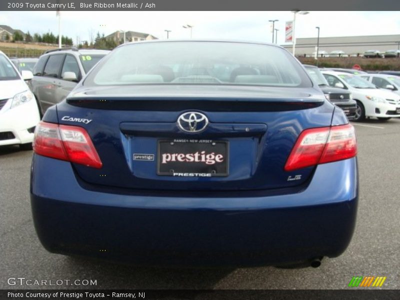 Blue Ribbon Metallic / Ash 2009 Toyota Camry LE