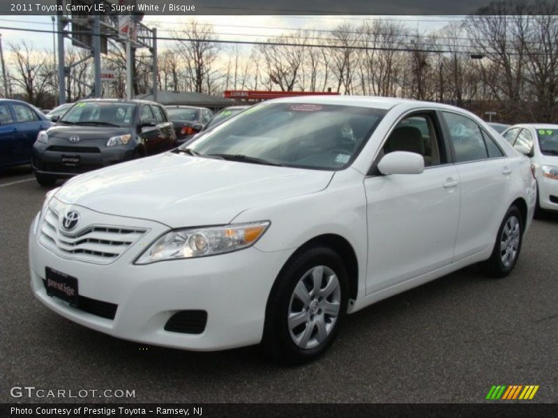Super White / Bisque 2011 Toyota Camry LE