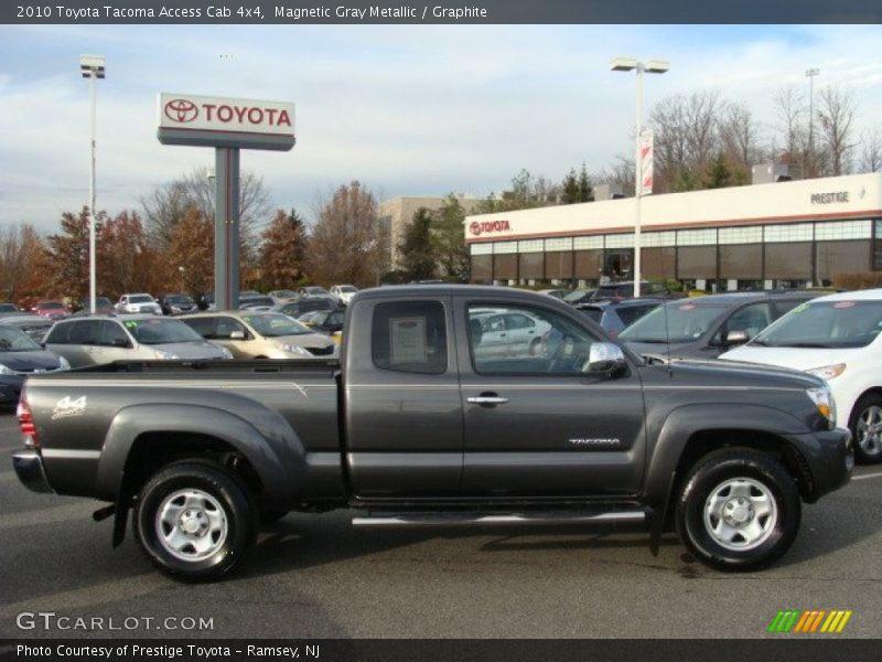 Magnetic Gray Metallic / Graphite 2010 Toyota Tacoma Access Cab 4x4