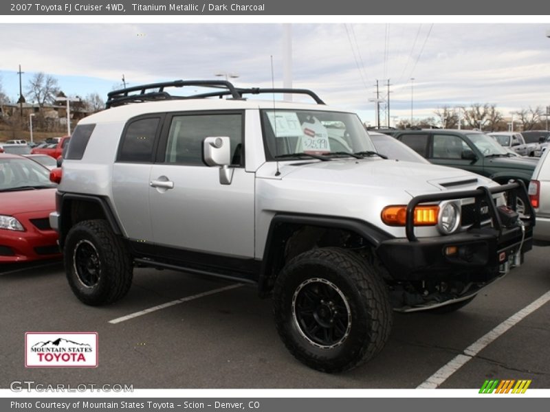 Titanium Metallic / Dark Charcoal 2007 Toyota FJ Cruiser 4WD