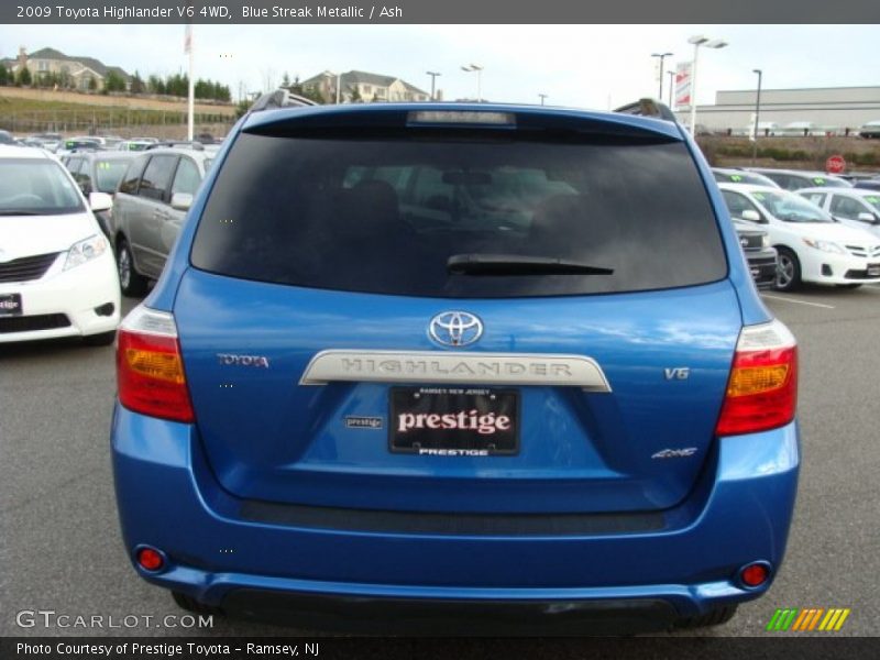 Blue Streak Metallic / Ash 2009 Toyota Highlander V6 4WD