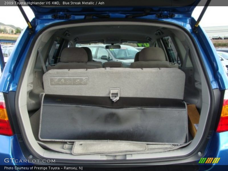 Blue Streak Metallic / Ash 2009 Toyota Highlander V6 4WD