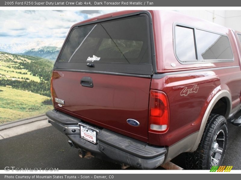 Dark Toreador Red Metallic / Tan 2005 Ford F250 Super Duty Lariat Crew Cab 4x4