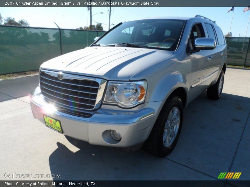 Bright Silver Metallic / Dark Slate Gray/Light Slate Gray 2007 Chrysler Aspen Limited