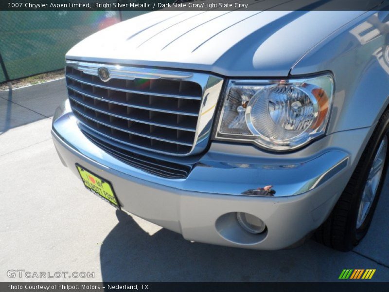 Bright Silver Metallic / Dark Slate Gray/Light Slate Gray 2007 Chrysler Aspen Limited