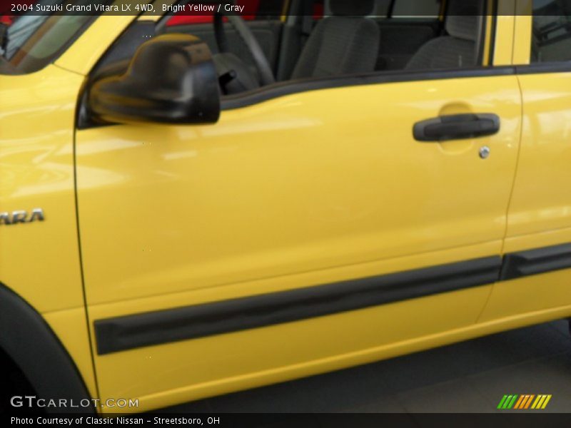 Bright Yellow / Gray 2004 Suzuki Grand Vitara LX 4WD