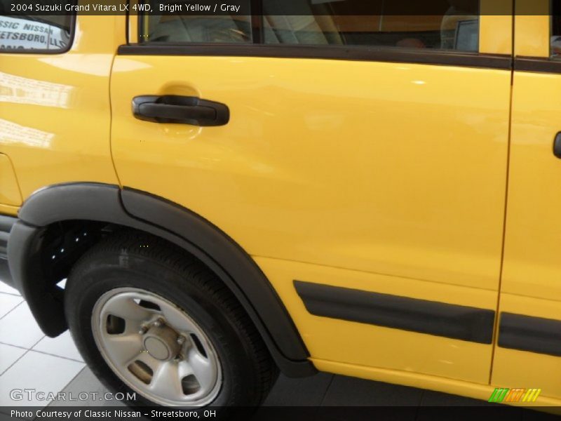 Bright Yellow / Gray 2004 Suzuki Grand Vitara LX 4WD