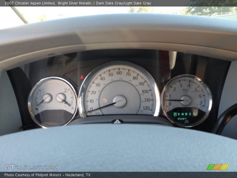 Bright Silver Metallic / Dark Slate Gray/Light Slate Gray 2007 Chrysler Aspen Limited