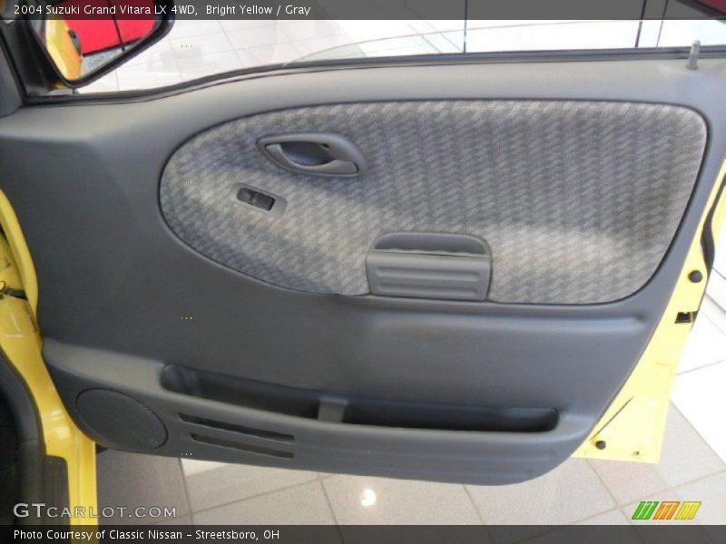 Door Panel of 2004 Grand Vitara LX 4WD