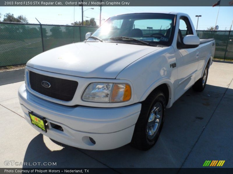 Oxford White / Medium Graphite Grey 2003 Ford F150 STX Regular Cab