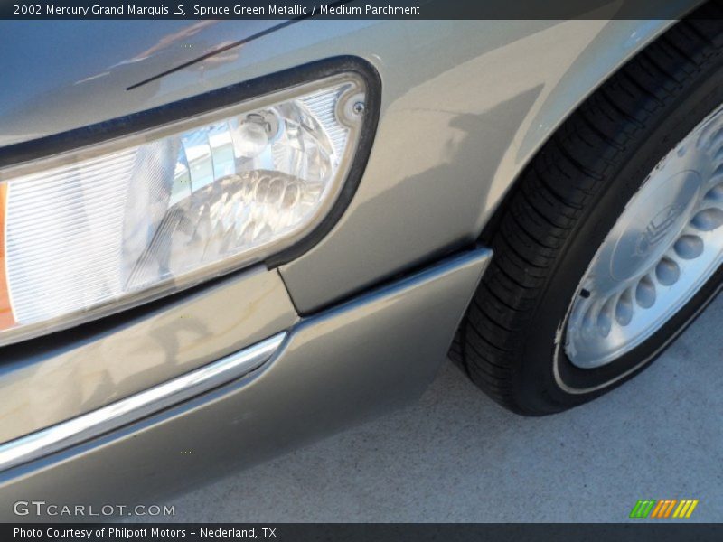 Spruce Green Metallic / Medium Parchment 2002 Mercury Grand Marquis LS