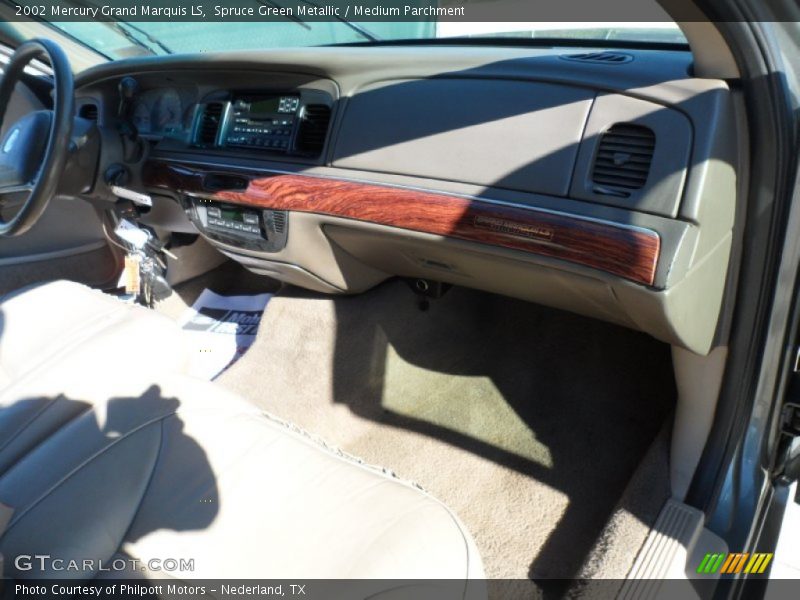 Spruce Green Metallic / Medium Parchment 2002 Mercury Grand Marquis LS