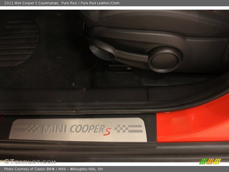 Pure Red / Pure Red Leather/Cloth 2011 Mini Cooper S Countryman
