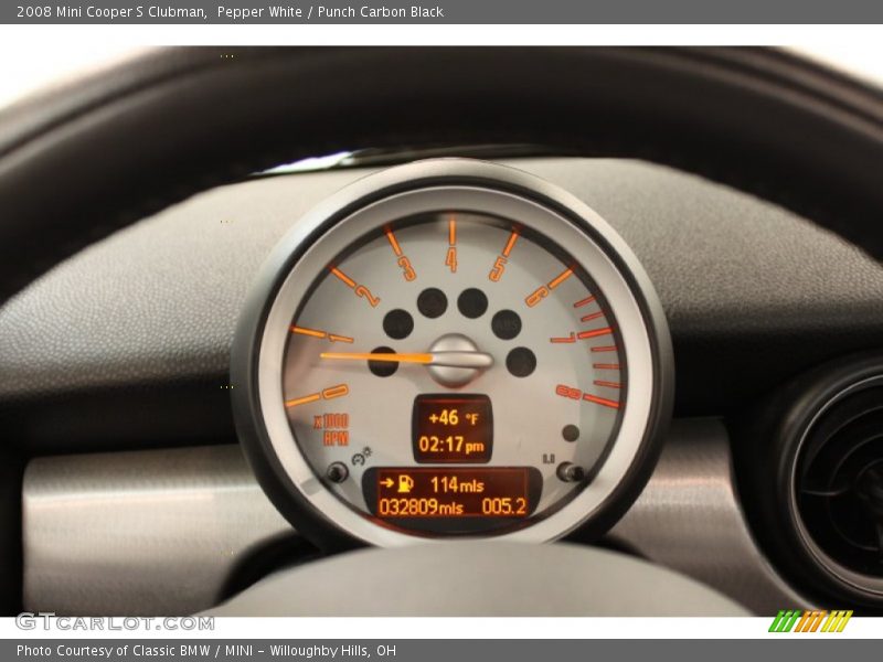 Pepper White / Punch Carbon Black 2008 Mini Cooper S Clubman