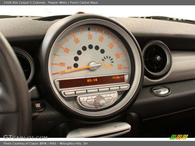Pepper White / Punch Carbon Black 2008 Mini Cooper S Clubman