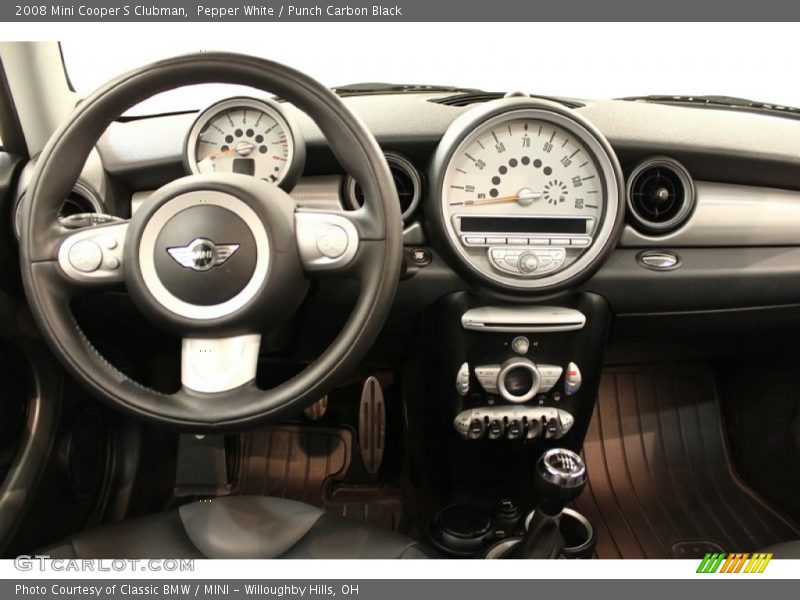 Pepper White / Punch Carbon Black 2008 Mini Cooper S Clubman