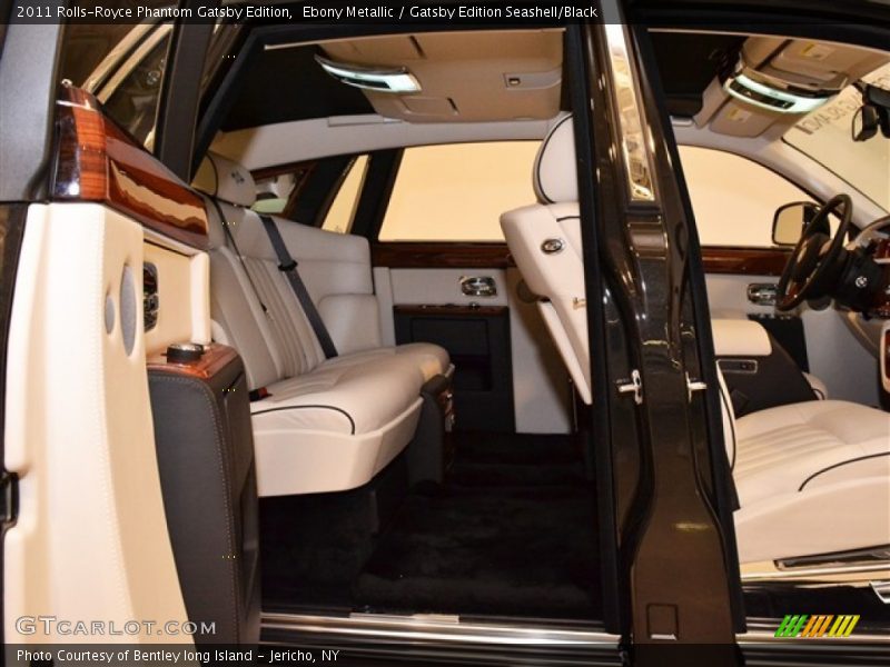 Ebony Metallic / Gatsby Edition Seashell/Black 2011 Rolls-Royce Phantom Gatsby Edition