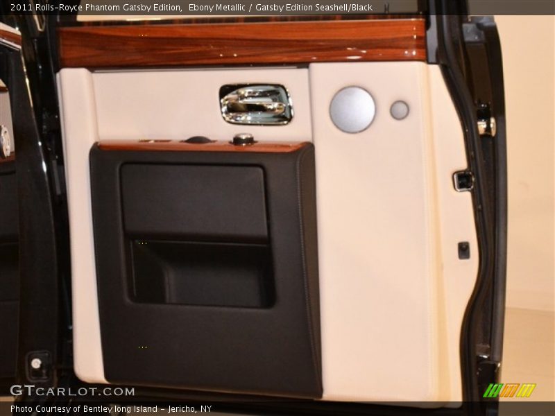 Ebony Metallic / Gatsby Edition Seashell/Black 2011 Rolls-Royce Phantom Gatsby Edition