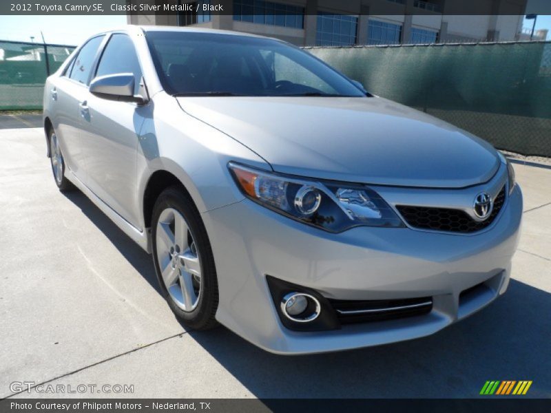 Classic Silver Metallic / Black 2012 Toyota Camry SE