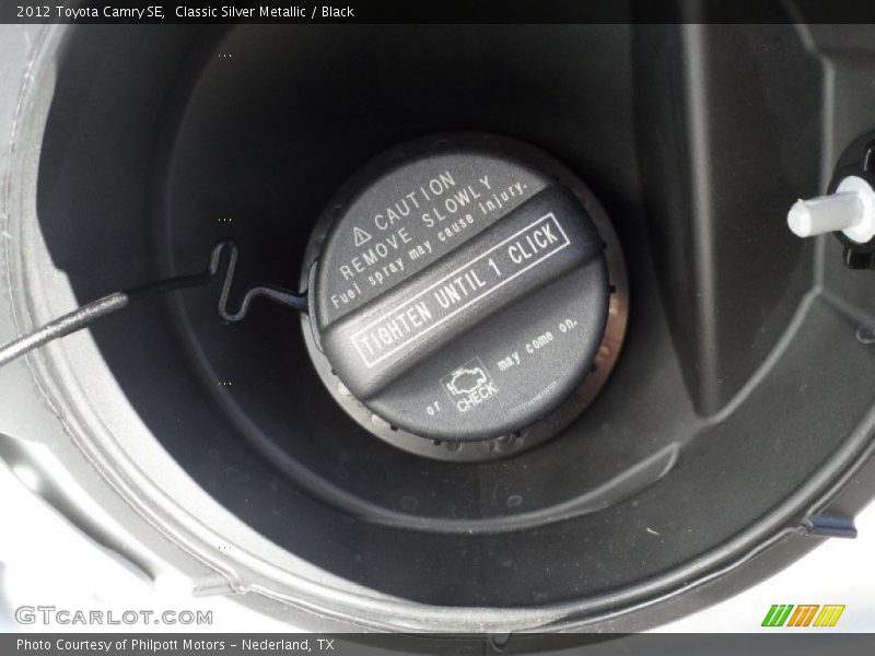 Classic Silver Metallic / Black 2012 Toyota Camry SE